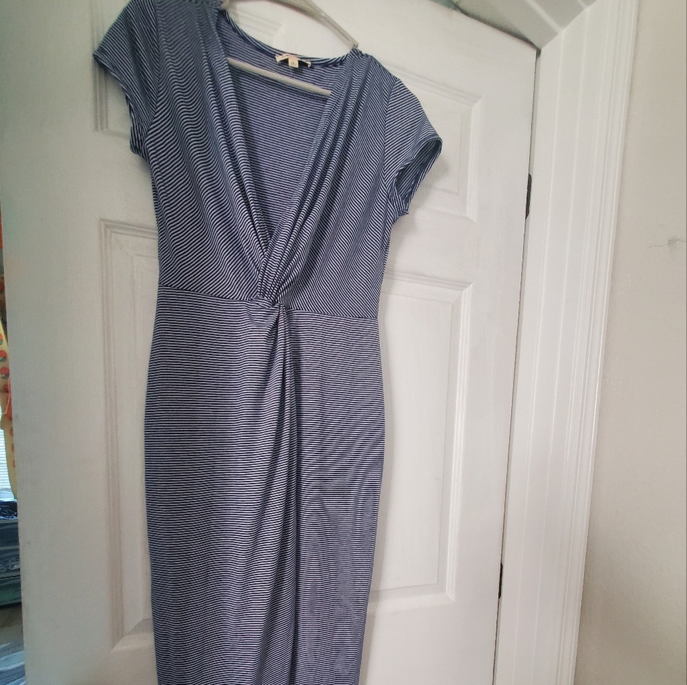 Size Large Blue and White Dress